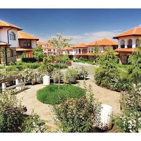 Two-bedroom Holiday In Kableshkovo *