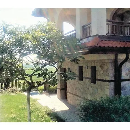 Two-bedroom Holiday In Kableshkovo Σπίτι διακοπών *